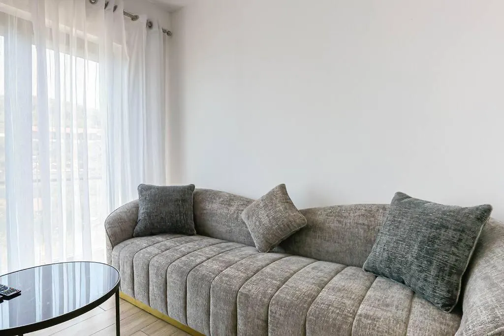 Superb *New 1+1 Apartment Himare