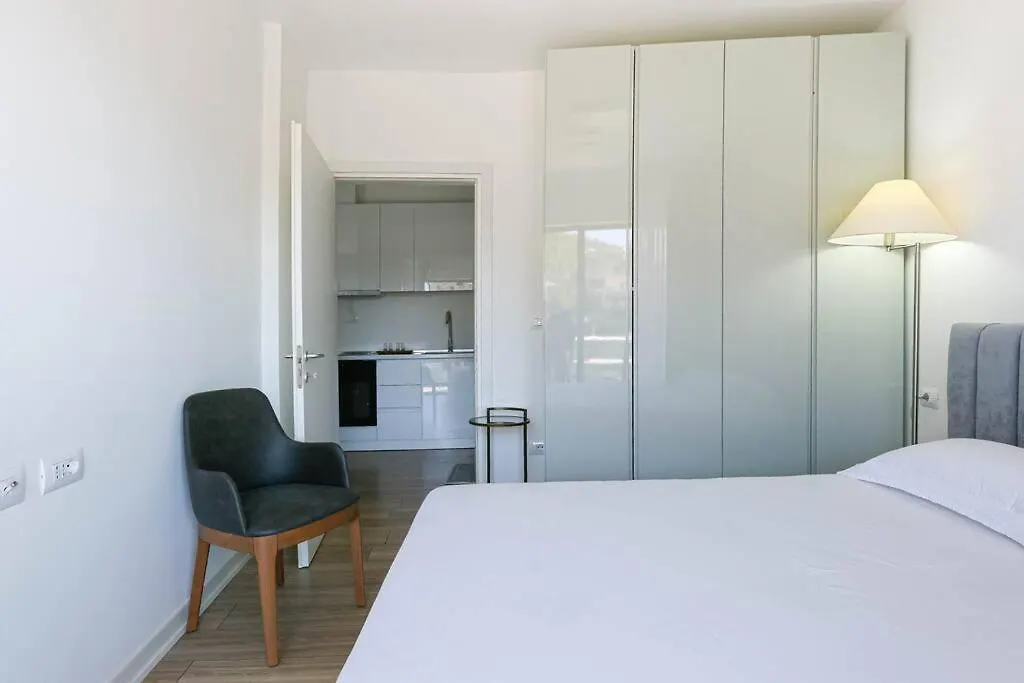 Superb *New 1+1 Apartment Himare
