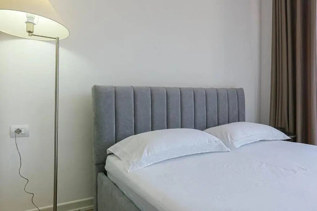 Superb *New 1+1 Apartment Himare Albania